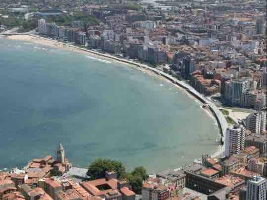 Apartamento A 100Metros De La Playa De San Lorenzo Gijon Exterior photo